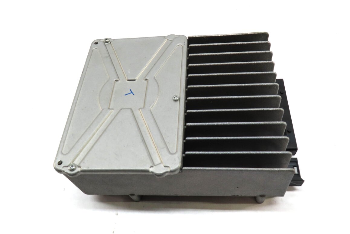 Thumbnail 2: 07-09 MERCEDES GL350 GL450 ML320 ML350 ML500 (X164 W164) HARMAN AUDIO AMPLIFIER