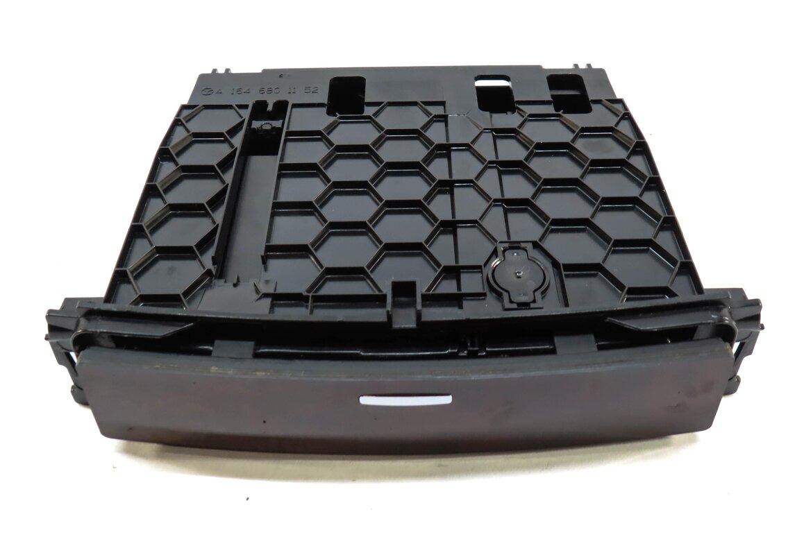 Thumbnail 4: 2008 MERCEDES GL550 (X164) FRONT COIN TRAY w/ WOOD BURRED WALNUT TRIM