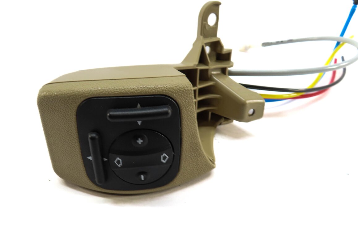 Thumbnail 5: 2008 MERCEDES GL550 X164 FRONT RIGHT PASSENGER SEAT ADJUST SWITCH & LUMBAR BEIGE