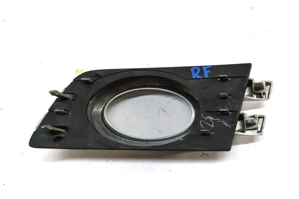 Thumbnail 4: 2008 MERCEDES GL550 (X164) FRONT RIGHT PASSENGER FOG LIGHT SURROUND TRIM