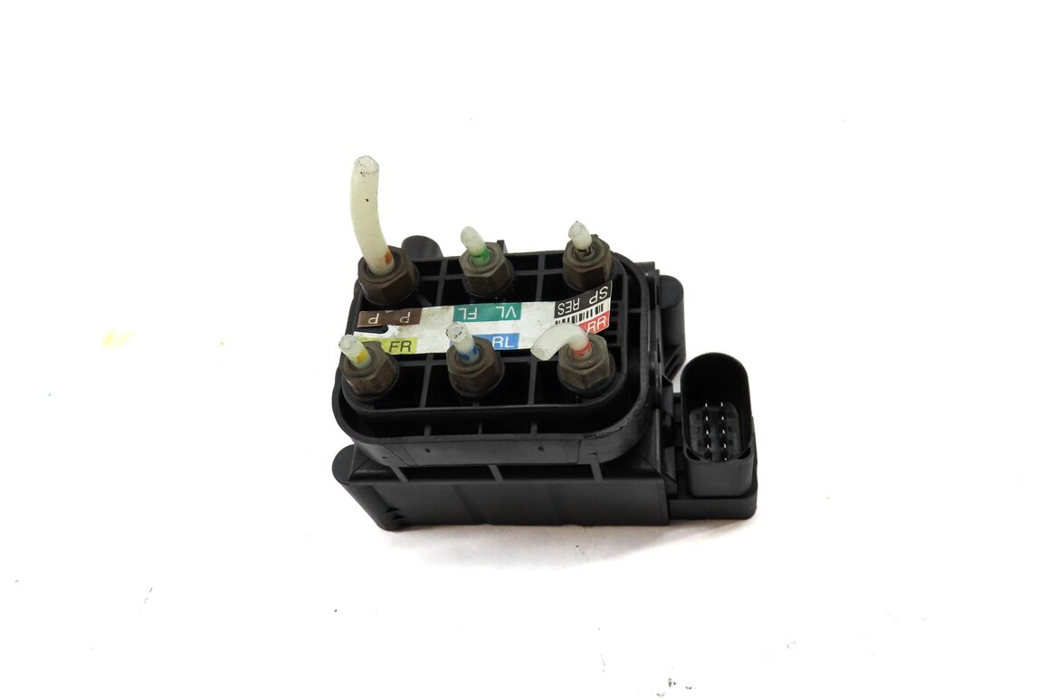 Thumbnail 2: 2008 MERCEDES GL550 (X164) AIR SUSPENSION COMPRESSOR VALVE BLOCK 2123200358