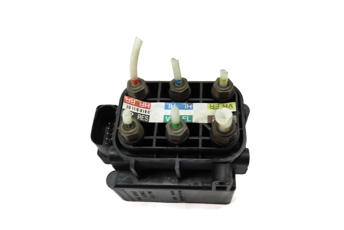 Thumbnail 3: 2008 MERCEDES GL550 (X164) AIR SUSPENSION COMPRESSOR VALVE BLOCK 2123200358