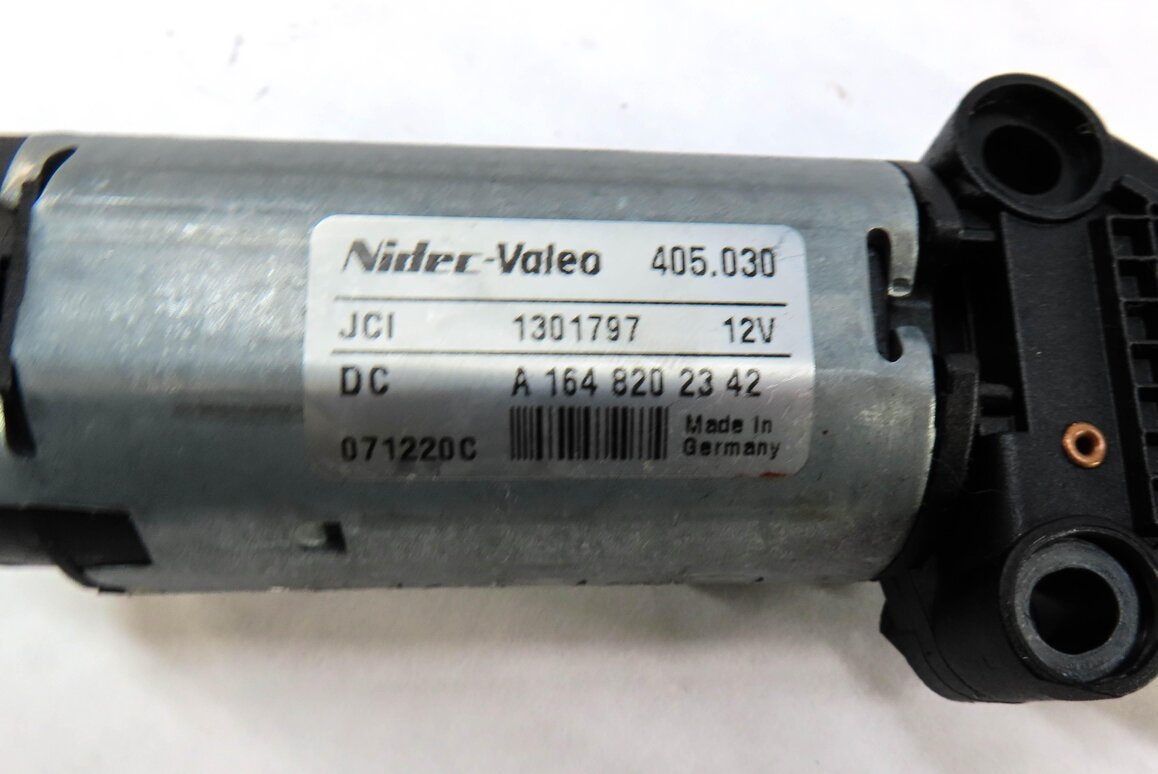 Thumbnail 4: 2008 MERCEDES GL550 (X164) REAR RIGHT 3RD ROW FOLD UP DOWN SEAT MOTOR 1648202342