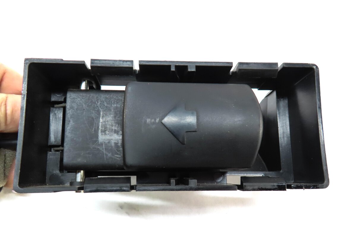 Thumbnail 6: 2008 MERCEDES GL550 (X164) REAR HATCH TRUNK LATCH w/ RELEASE HANDLE & CABLE