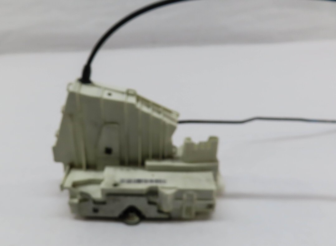 Thumbnail 3: 2008-2012 MERCEDES GL320 GL450 GL550 GL350 (X164) LEFT REAR DOOR LATCH ACTUATOR