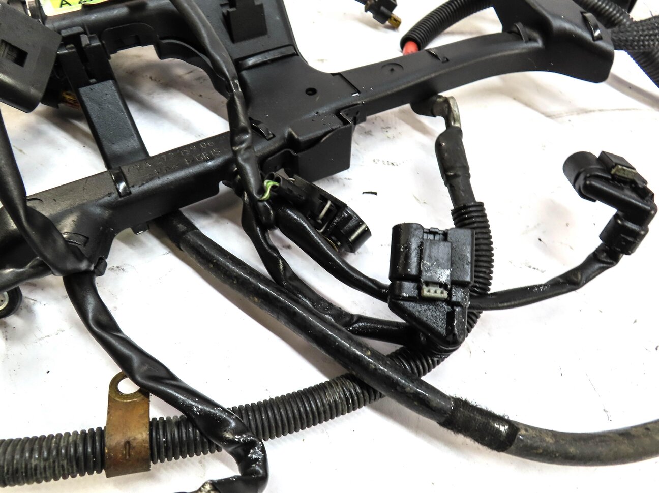 Thumbnail 5: 2008 MERCEDES GL550 (X164) 5.5L ENGINE (M273) MOTOR WIRING WIRE HARNESS