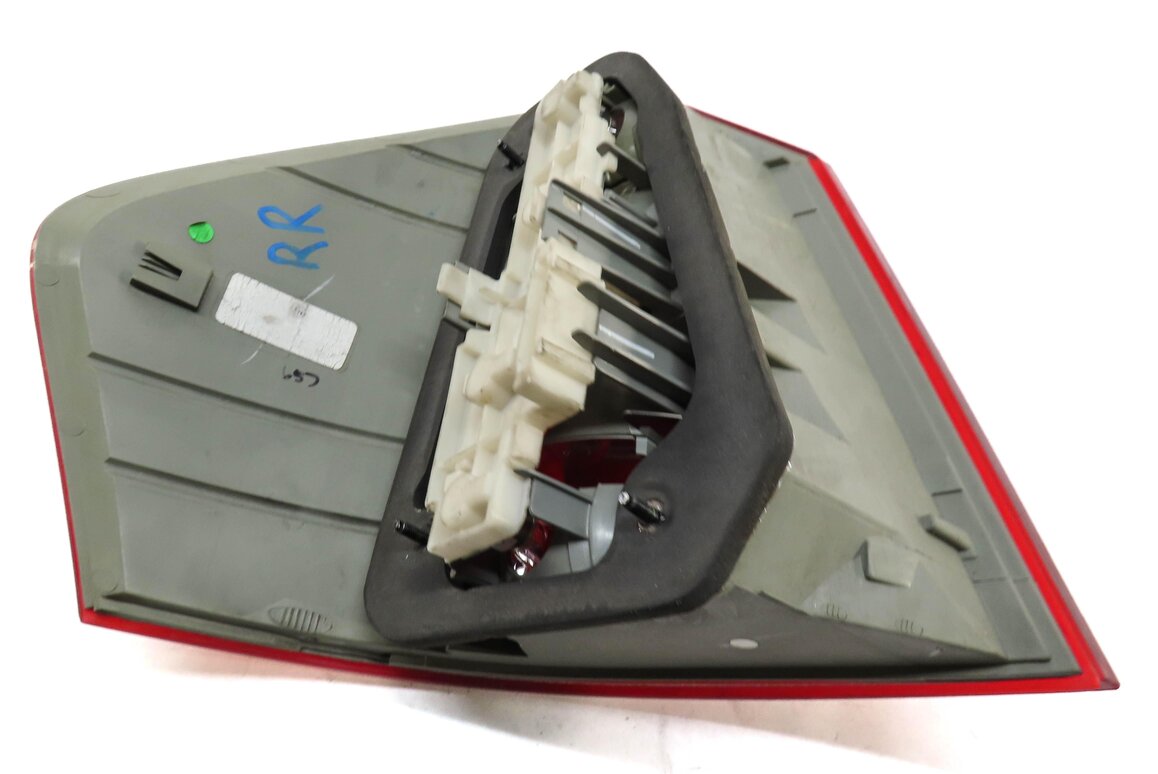 Thumbnail 5: 07-09 MERCEDES BENZ GL320 GL450 GL550 (X164) RIGHT TAILLIGHT BRAKE LIGHT LAMP