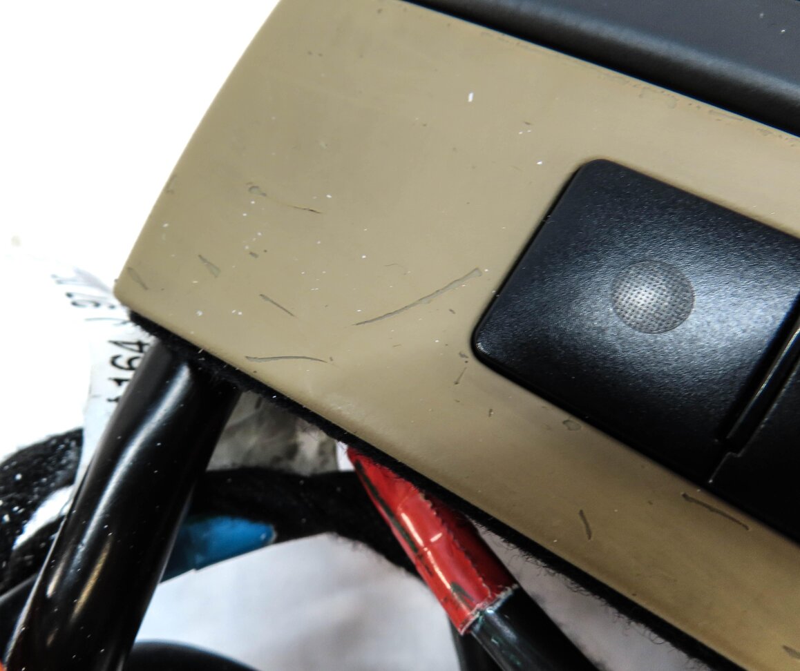 Thumbnail 8: 06-08 MERCEDES GL ML X164 W164 REAR RIGHT OR LEFT HEADREST (BEIGE) w/ DVD PLAYER
