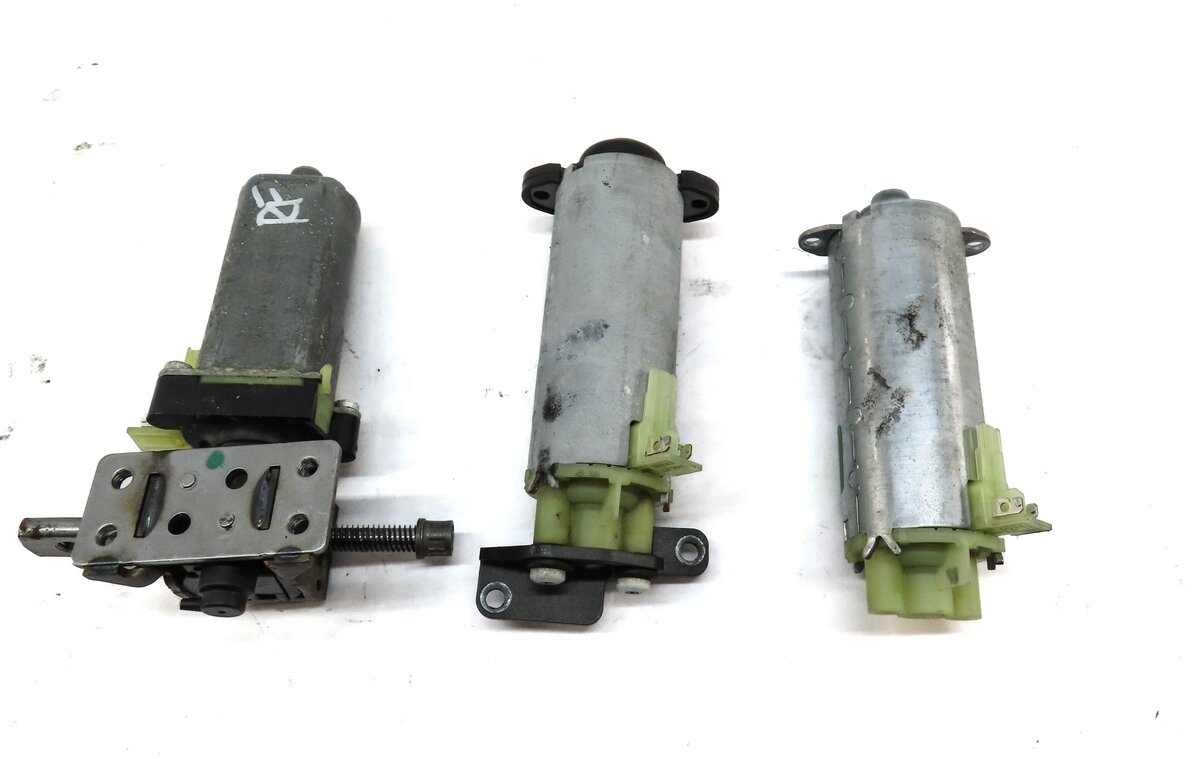 Thumbnail 3: 2004 PORSCHE CAYENNE (955) FRONT RIGHT PASSENGER SEAT ADJUST MOTOR SET3