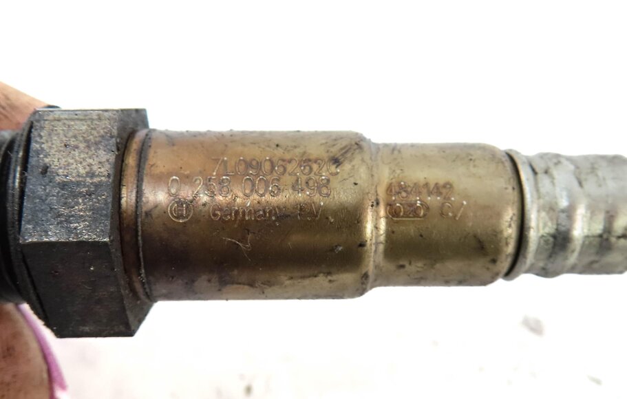 Thumbnail 5: 2004 PORSCHE CAYENNE 955 4.5L M48 N.A. ENGINE PRE POST CAT O2 OXYGEN SENSOR SET4