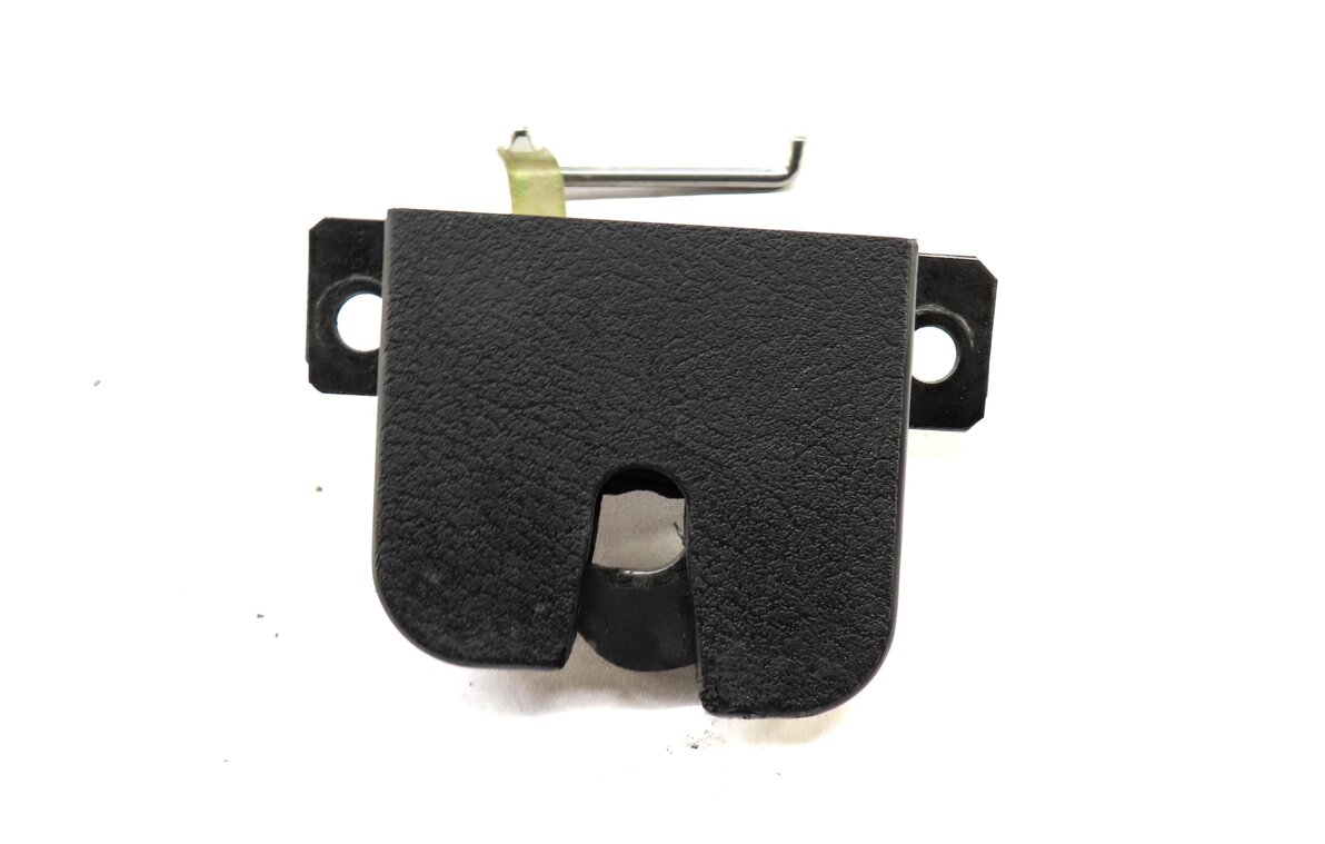 Thumbnail 4: 2004 PORSCHE CAYENNE (955) REAR TRUNK UPPER GLASS LOCK LATCH w/ ACTUATOR