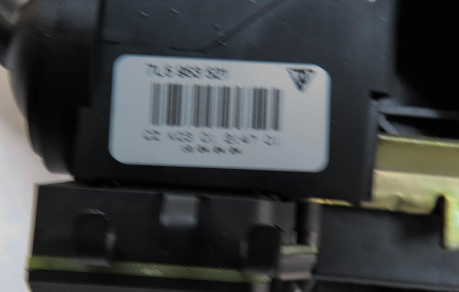 Thumbnail 6: 2003-2005 PORSCHE CAYENNE (955) BLINKER WIPER CRUISE COMBINATION SWITCH