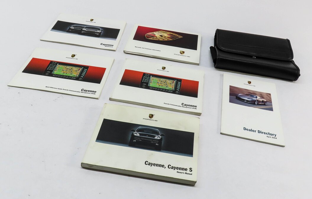 Thumbnail 1: 2004 PORSCHE CAYENNE (955) VEHICLE OWNERS MANUAL SET 6 w/ CARRYING CASE
