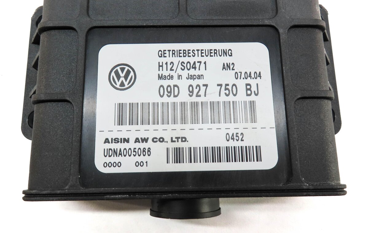 Thumbnail 4: 2004 PORSCHE CAYENNE (955) 4.5L NON-TURBO AUTO AWD TRANSMISSION CONTROL MODULE