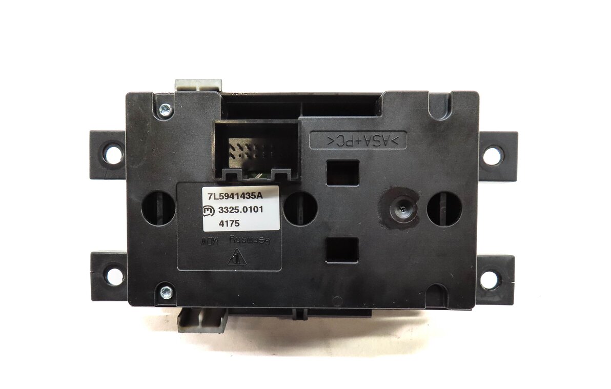Thumbnail 12: 2004 PORSCHE CAYENNE (955) SUSPENSION TERRAIN TRACTION CONTROL SWITCH
