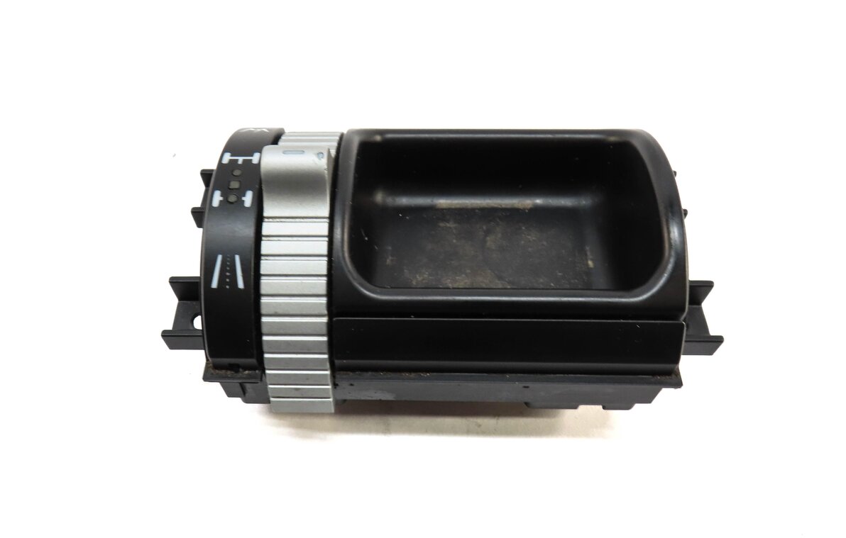 Thumbnail 3: 2004 PORSCHE CAYENNE (955) SUSPENSION TERRAIN TRACTION CONTROL SWITCH