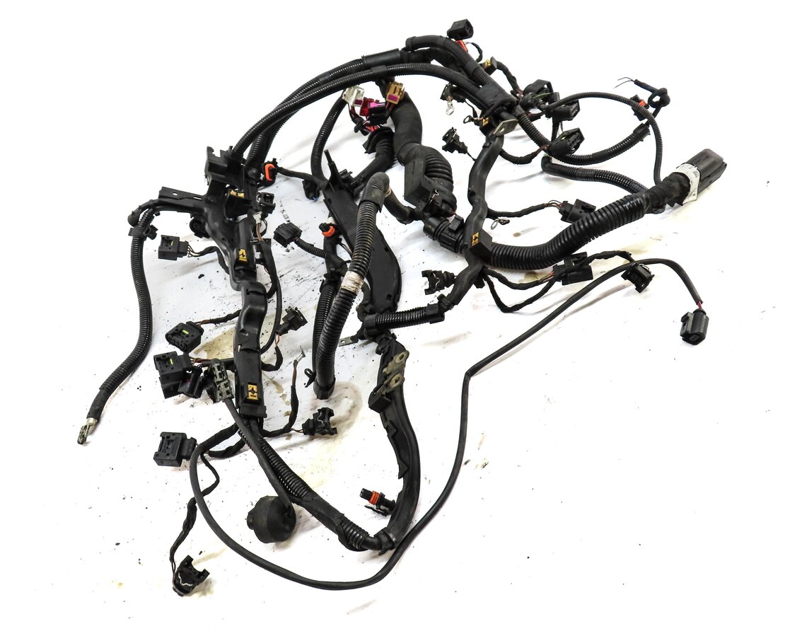 Thumbnail 1: 2004 PORSCHE CAYENNE (955) 4.5L NON-TURBO AUTO AWD ENGINE WIRE WIRING HARNESS