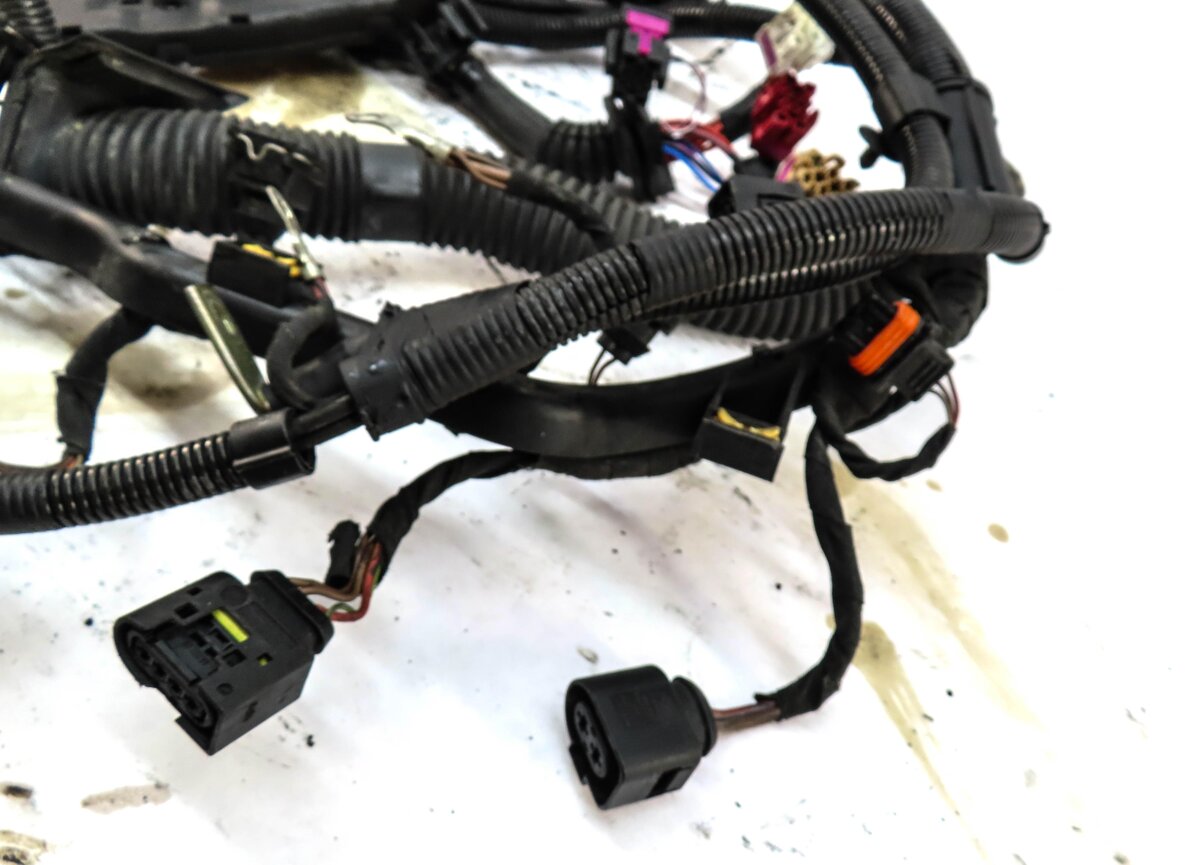 Thumbnail 10: 2004 PORSCHE CAYENNE (955) 4.5L NON-TURBO AUTO AWD ENGINE WIRE WIRING HARNESS