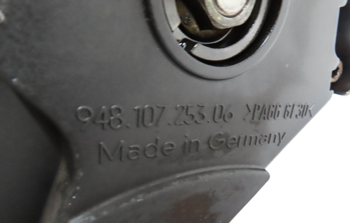 Thumbnail 7: 2004 PORSCHE CAYENNE (955) 4.5L M48 NON-TURBO ENGINE OIL PUMP 94810725306