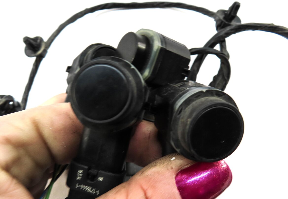 Thumbnail 5: 2015 RANGE ROVER EVOQUE L538 REAR PARK ASSIST PDC SENSOR SET4 (BLACK) w/ HARNESS