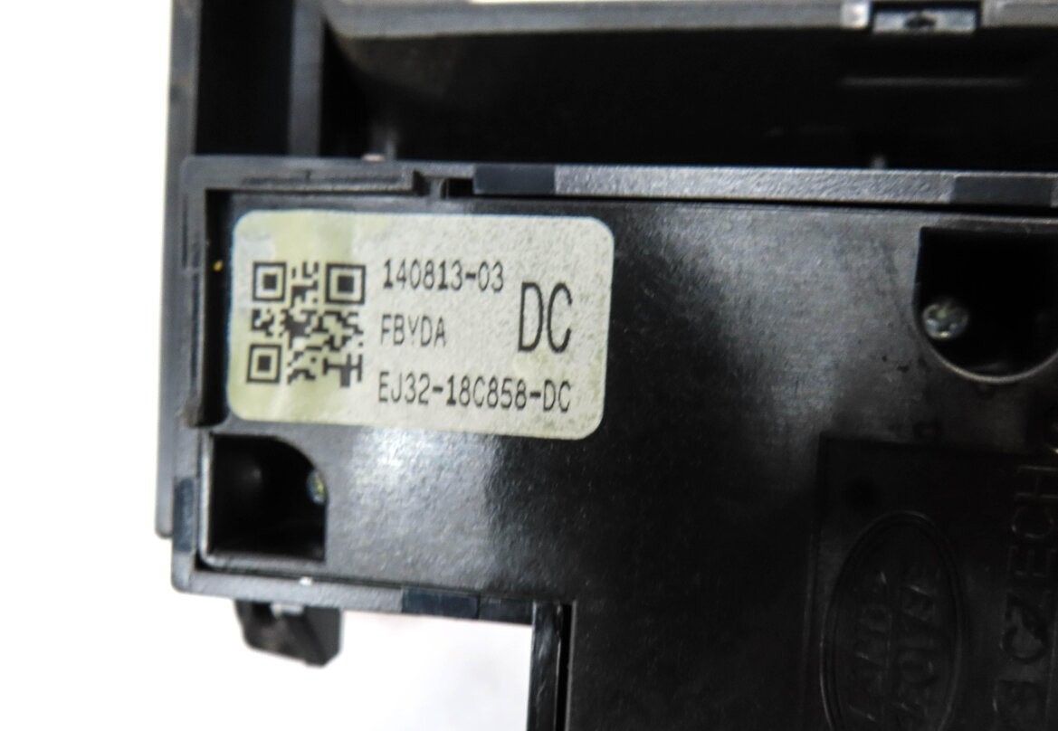 Thumbnail 6: 12-15 RANGE ROVER EVOQUE (L538) RADIO STEREO NAVIGATION SWITCH PANEL SCREEN TRIM