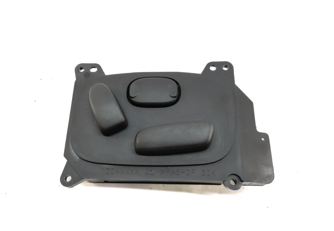 Thumbnail 2: 2015 RANGE ROVER EVOQUE (L538) FRONT RIGHT PASSENGER SEAT ADJUST SWITCH (BLACK)