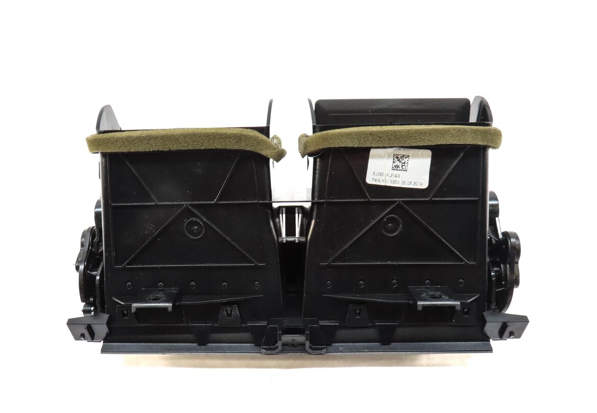 Thumbnail 4: 2015 RANGE ROVER EVOQUE L538 FRONT CENTER DASH HVAC A/C HEATER AIR VENT (BLACK)