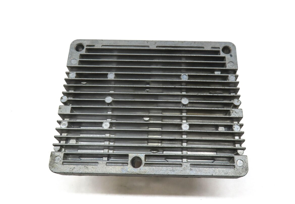 Thumbnail 3: 2015 RANGE ROVER EVOQUE (L538) DYNAMIC POWER SUPPLY CONTROL MODULE EJ3214F70AA