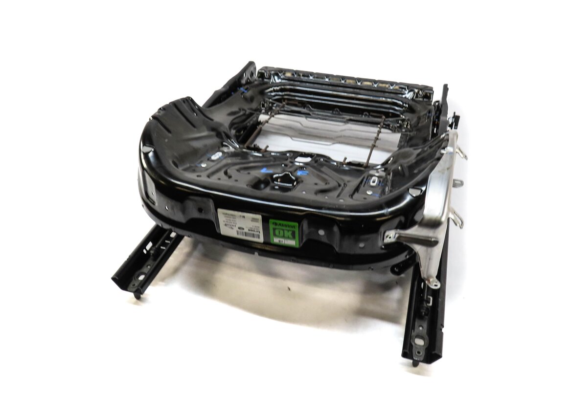 Thumbnail 1: 2012-2015 RANGE ROVER EVOQUE (L538) LEFT FRONT DRIVER 8-WAY SEAT TRACK w/ MOTORS