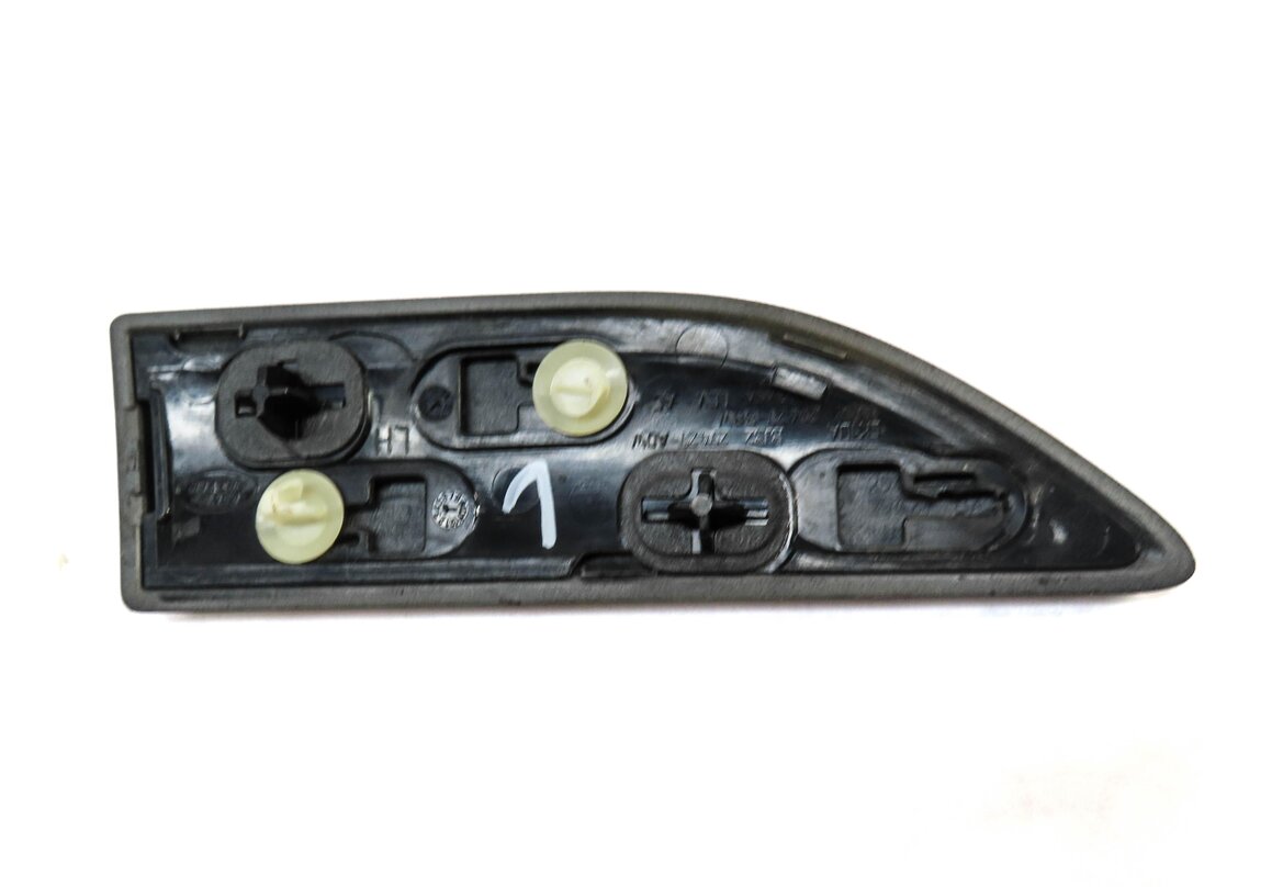 Thumbnail 3: 2015 RANGE ROVER EVOQUE (L538) FRONT LEFT DRIVER DOOR TRIM PANEL (SILVER)