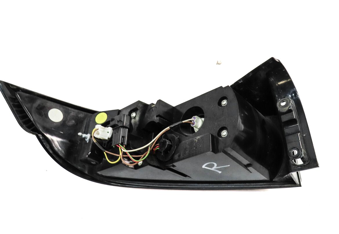 Thumbnail 5: 2012-2015 RANGE ROVER EVOQUE (L538) RIGHT PASSENGER TAILLIGHT BRAKE LIGHT LAMP
