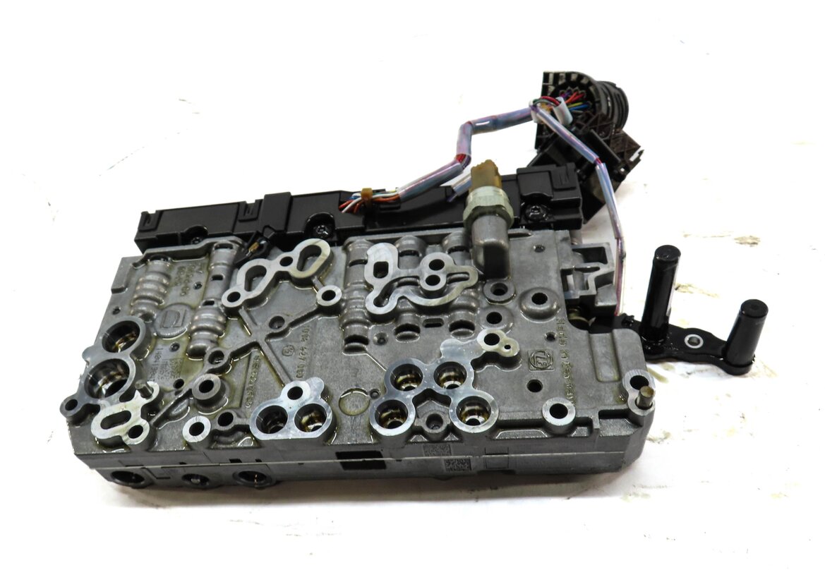 Thumbnail 2: 2014-2017 RANGE ROVER EVOQUE DISCOVERY SPORT (L538 L550) TRANSMISSION VALVE BODY