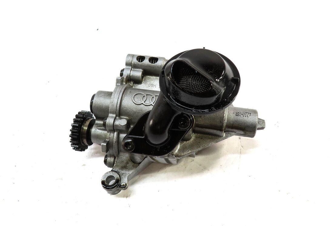 Thumbnail 4: 2010 AUDI A5 (B8 8T) 2.0L TURBO ENGINE (CAEB) OIL PUMP w/ PICKUP TUBE