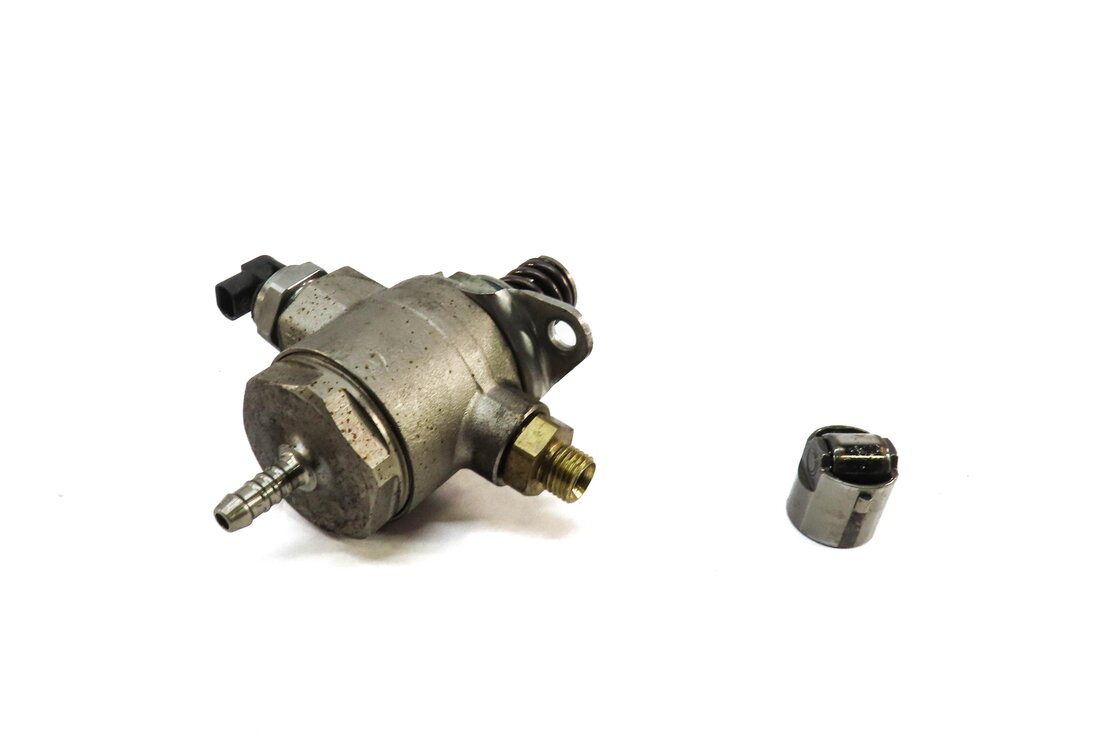 2009-2012 AUDI A4 A5 Q5 (B8 8K 8R 8T) 2.0T TURBO ENGINE HIGH PRESSURE FUEL PUMP