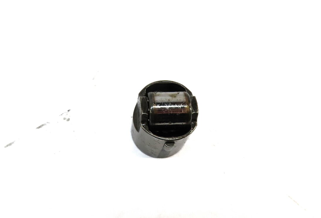 Thumbnail 3: 2009-2012 AUDI A4 A5 Q5 (B8 8K 8R 8T) 2.0T TURBO ENGINE HIGH PRESSURE FUEL PUMP