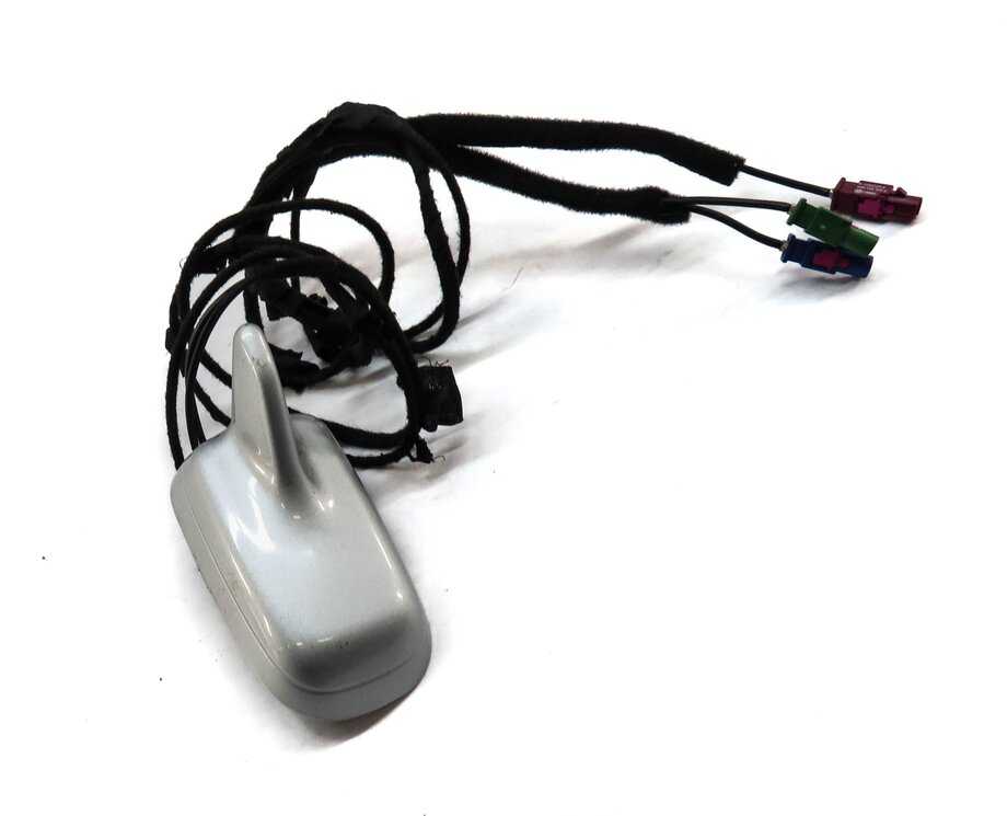 2008-2012 AUDI A5 S5 (B8 8T) COUPE RADIO STEREO RECEPTION ANTENNA (ICE SILVER)