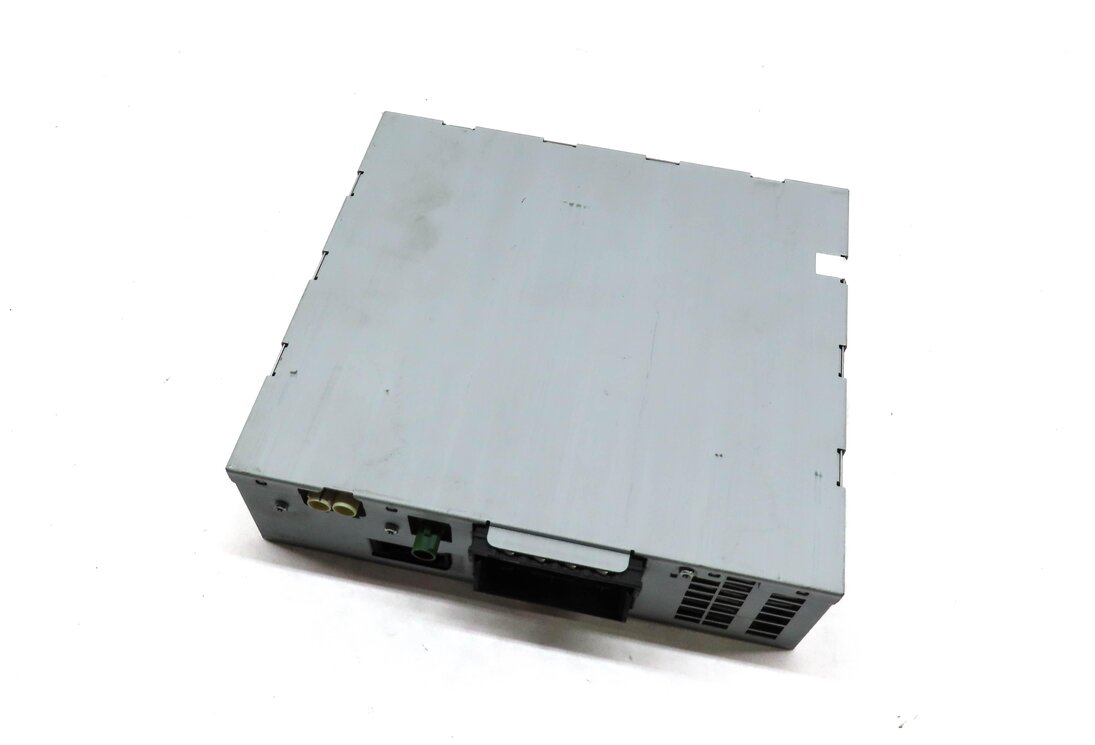 2010 AUDI A5 (B8 8T) RADIO STEREO HARMAN BECKER RECEIVER CONTROL MODULE