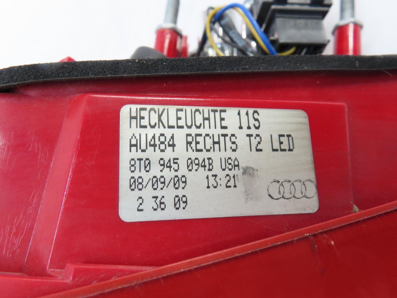 Thumbnail 5: 08-12 AUDI A5 S5 B8 8T RIGHT PASSENGER REAR TRUNK INNER LED TAILLIGHT LIGHT LAMP