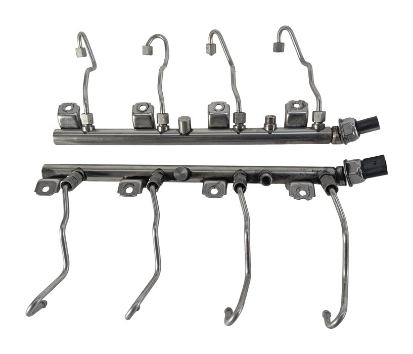 2013 BMW X5 (E70) 4.4L (N63) ENGINE HIGH PRESSURE FUEL RAIL SET/2 w/LINES SENSOR