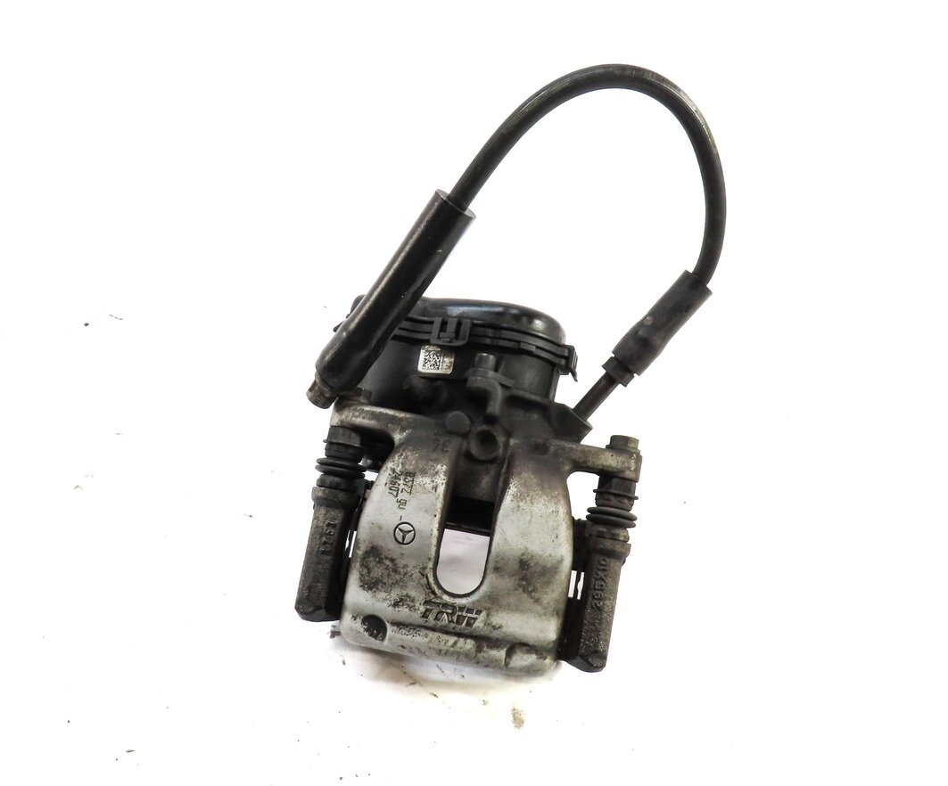 2014-2019 MERCEDES CLA250 (C117) FWD SPORT REAR LEFT BRAKE CALIPER w/ ACTUATOR