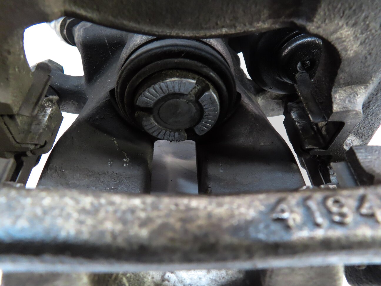 Thumbnail 6: 2014-2019 MERCEDES CLA250 (C117) FWD SPORT REAR LEFT BRAKE CALIPER w/ ACTUATOR