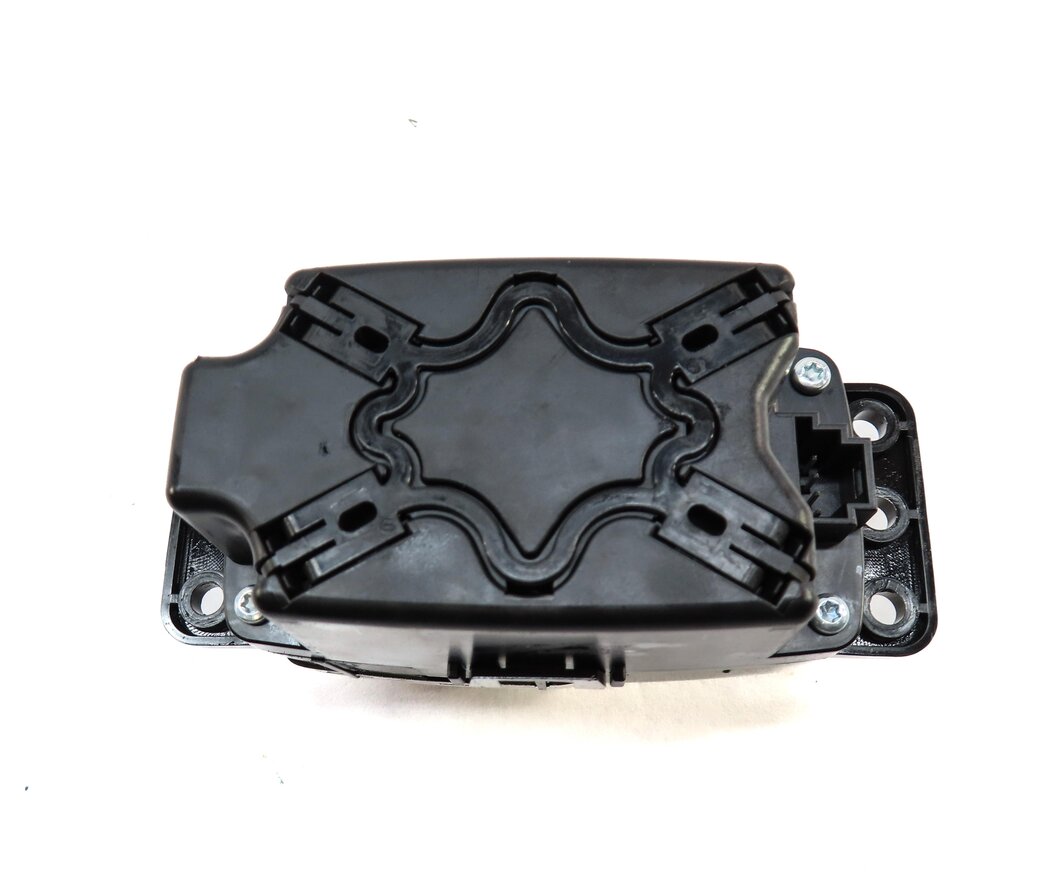 Thumbnail 10: 14-17 MERCEDES B250 CLA45 CLA250 GLA45 (C117 X156 W246) RADIO NAVIGATION SWITCH