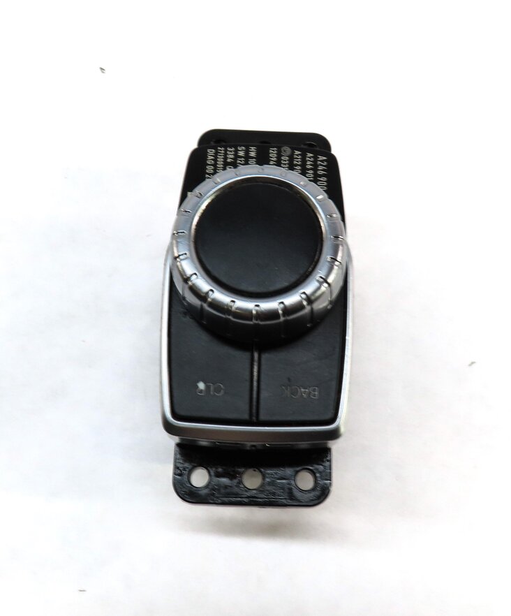 Thumbnail 9: 14-17 MERCEDES B250 CLA45 CLA250 GLA45 (C117 X156 W246) RADIO NAVIGATION SWITCH