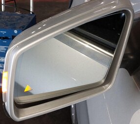 Thumbnail 2: 2014-2016 MERCEDES CLA-CLASS (C117) LEFT BLIND SPOT AUTODIM DOOR MIRROR (SILVER)