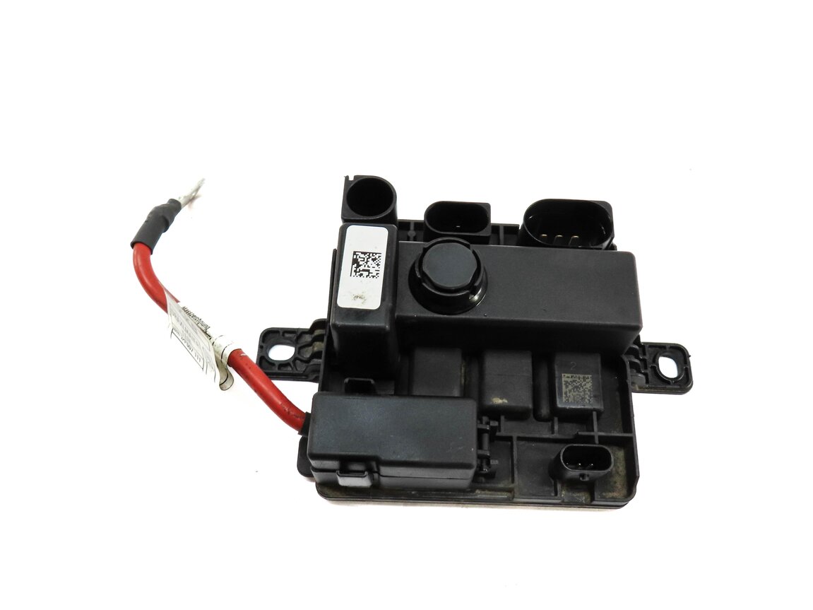 Thumbnail 2: 2013 BMW 640i GRAN COUPE (F06) INTEGRATED POWER SUPPLY CONTROL MODULE 7591534