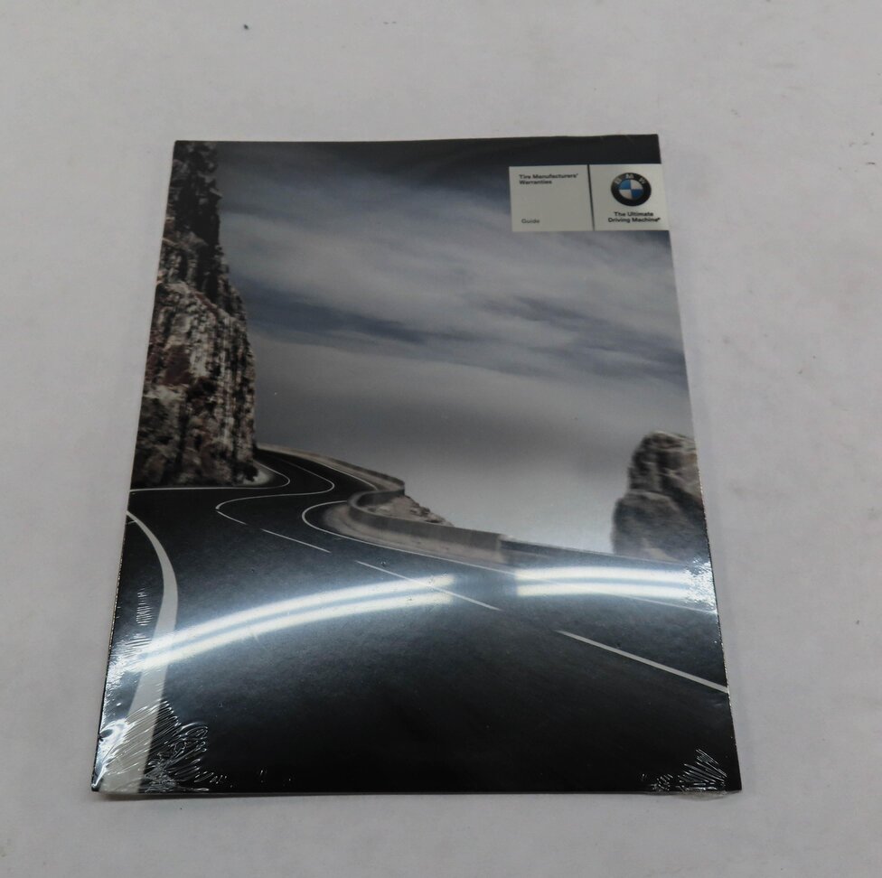 Thumbnail 7: 2013 BMW 640i GRAN COUPE (F06) OWNERS MANUAL SET 6 w/ CARRYING CASE