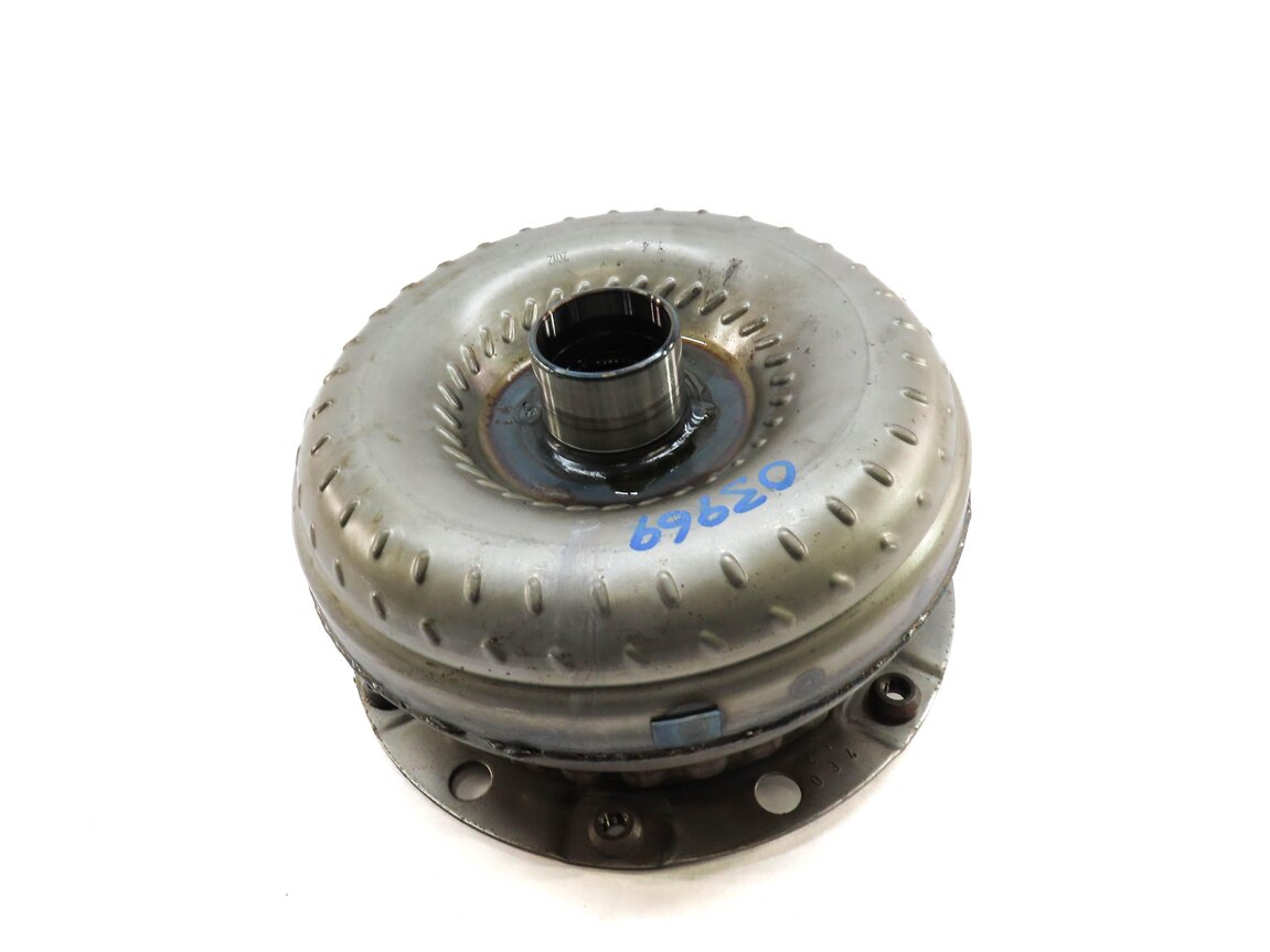 Thumbnail 2: 12-18 BMW 2 6 7 (F01 F06 F22) 3.0L AUTO RWD AWD TRANSMISSION TORQUE CONVERTER