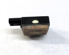 Thumbnail 4: 2013 BMW 640i GRAN COUPE (F06) FRONT RIGHT PASSENGER ULTRASONIC RADAR SENSOR