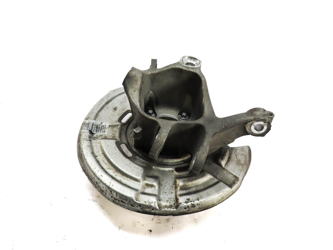 2013-2019 BMW 640i 650i (F06) GRAN COUPE SEDAN REAR RIGHT SPINDLE KNUCKLE HUB