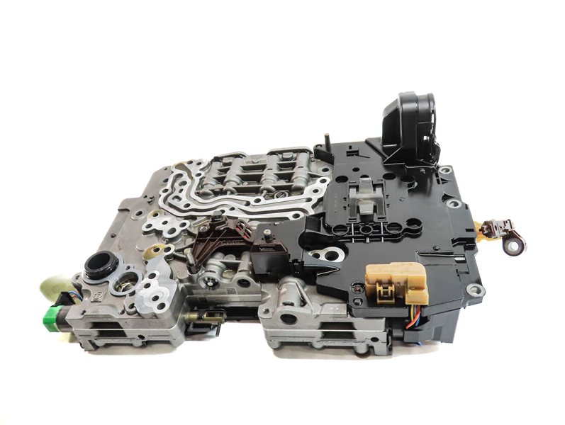 Thumbnail 2: 2012 BMW 640i (F06 F12 F13) 8HP45 AUTOMATIC TRANSMISSION VALVE BODY MECHATRONIC